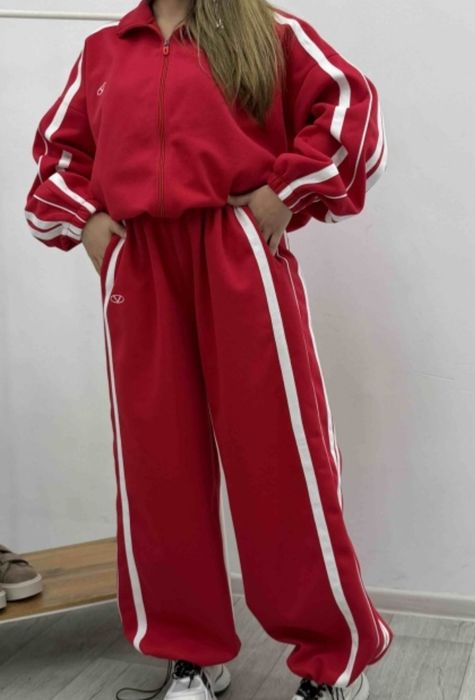 Спортивный костюм