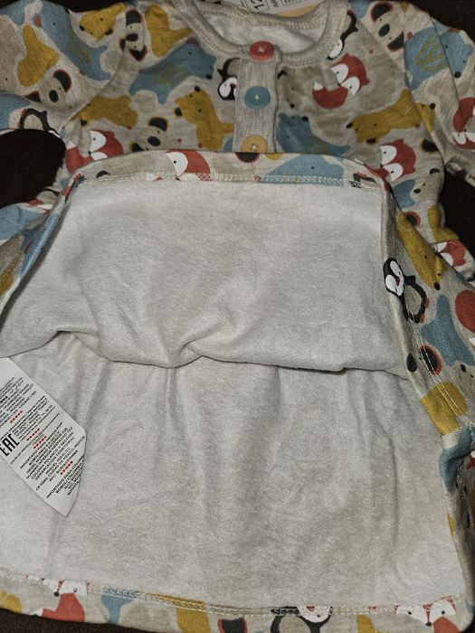 Нови бебешки дрехи