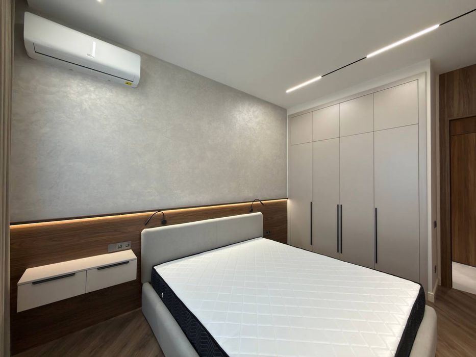 Жк "Инфинити" 2/11/14 65кв.м евро ремонт с мебелью и техникой