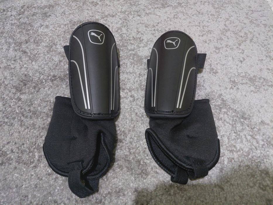 Apărători de fotbal puma king