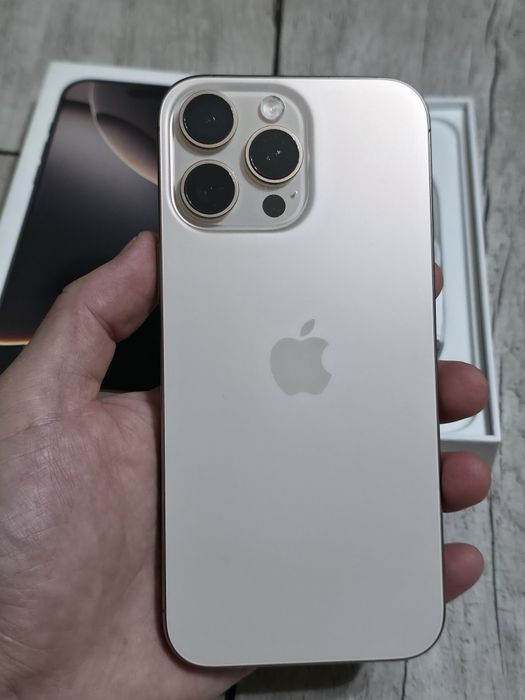IPhone 16 Pro Max 256 gb емкость 100