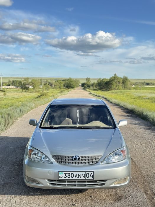 Машина камри 30 вложени нету