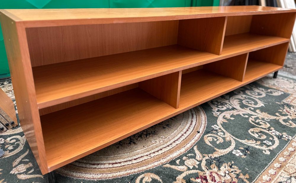 Comoda TV pentru living 1,94 m; Dulap cu rafturi; Pantofar
