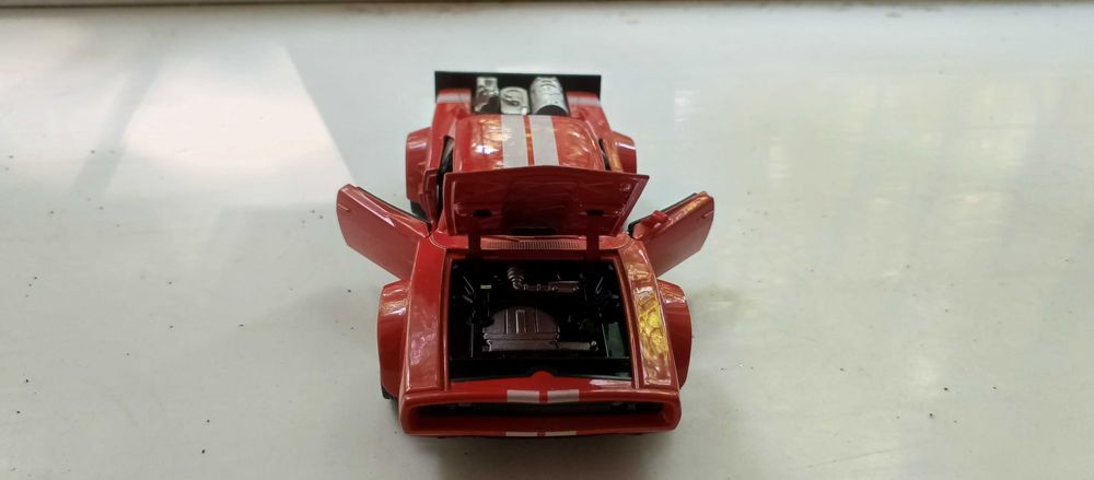 Коллекционная металлическая машинка масштабная модель железная машинка