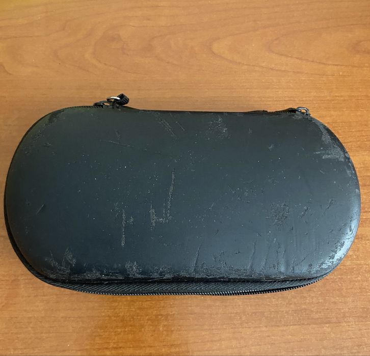 Sony PS Vita model OLED (PCH-1004)