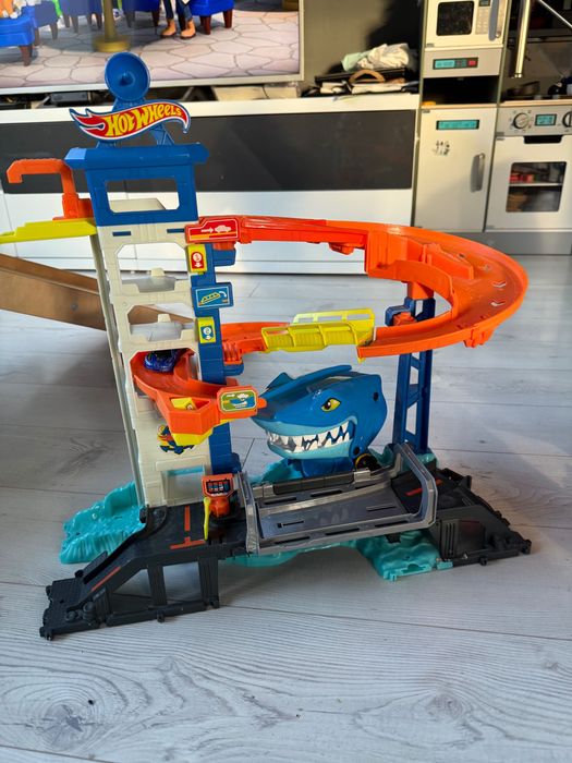 Hot wheels писти