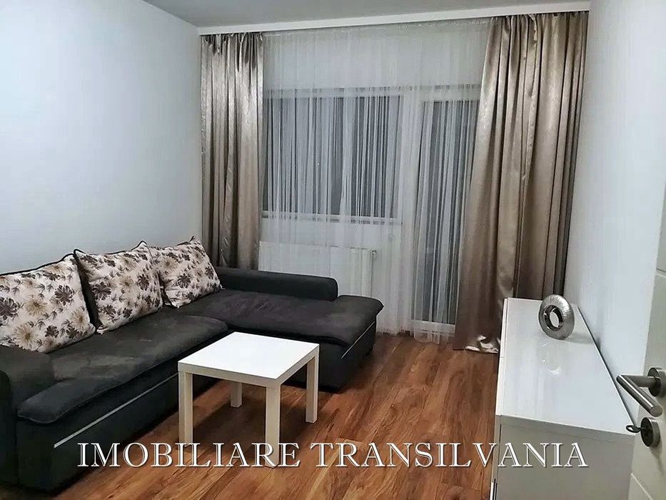 Închiriez apartament cu două camere, Bistrița