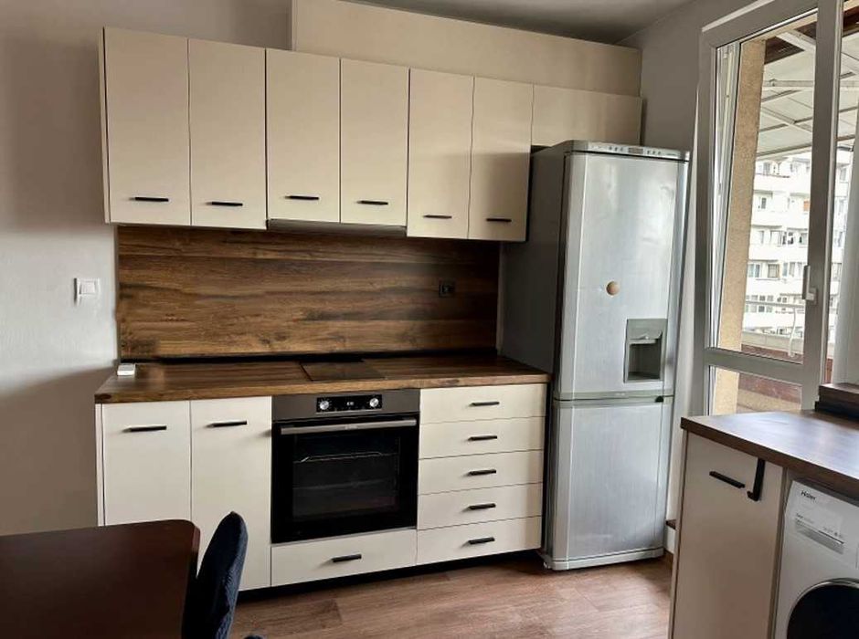 Дава се под наем Тристаен апартамент в София, Белите брези - 95 кв.м за 663 € - Снимка #3