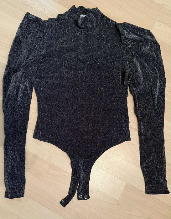 Блестящи парти бодита