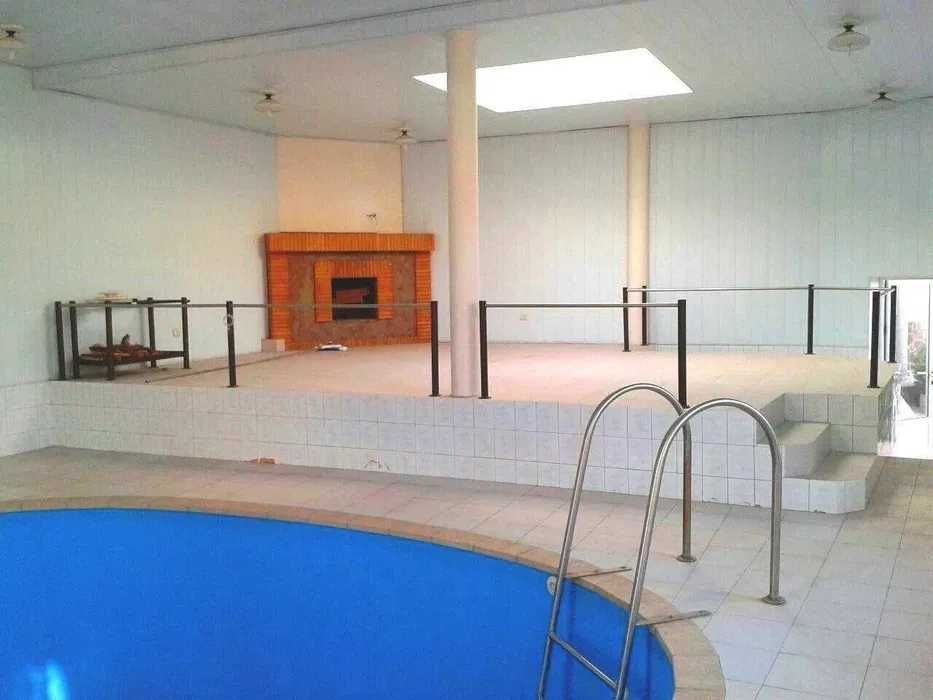 Аренда Евродома на Ивлева, с  бассейном, можно под офис / id888 /