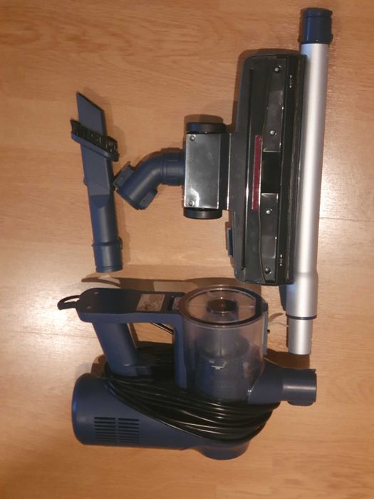 Aspirator cu cablu