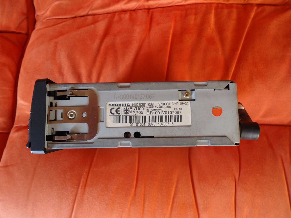 GRUNDIG 5201 RDS + CD ченджър за 6 диска