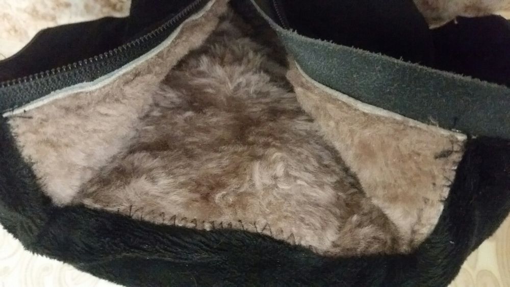 Продам зимние сапоги