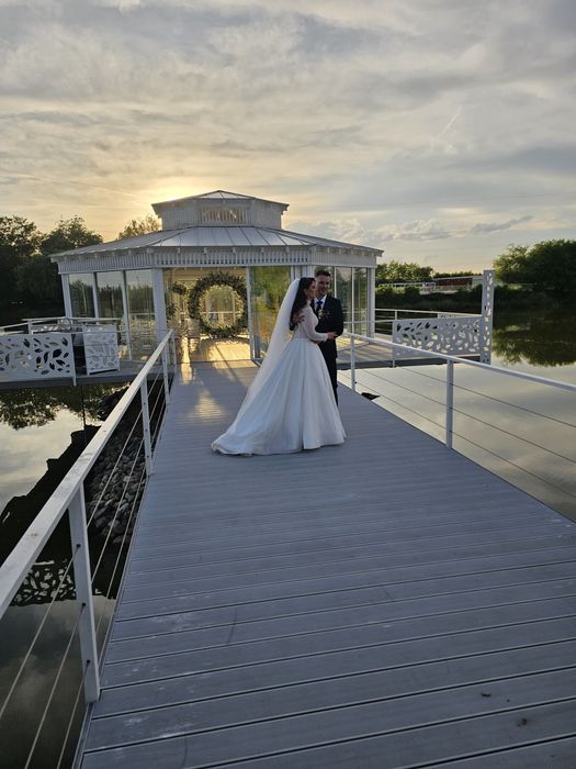 Rochie mireasa de la "Just bride"