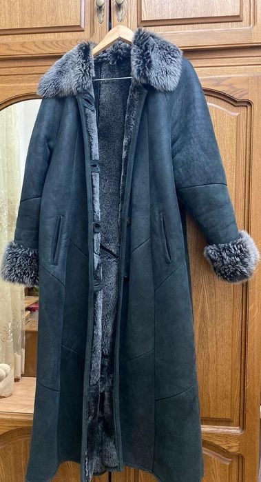 Продаётся натуральная шуба PAOLA ROSSINI