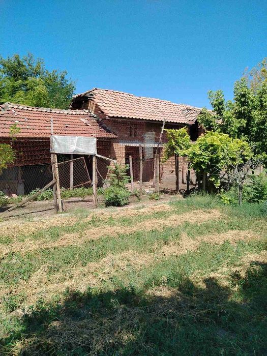 Продава се Къща в с. Брест, Област Плевен - 150 кв.м за 85 €/кв.м - Снимка #3