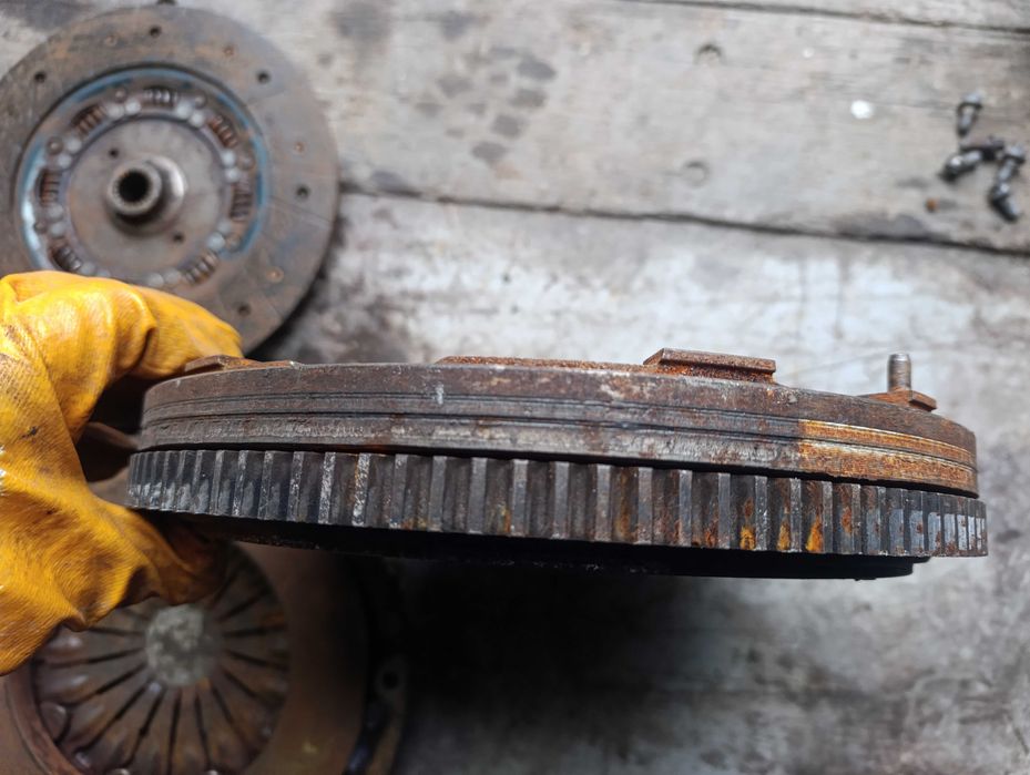 Демпферен маховик за Фиат Крома, Опел Зафира / Croma, Zafira