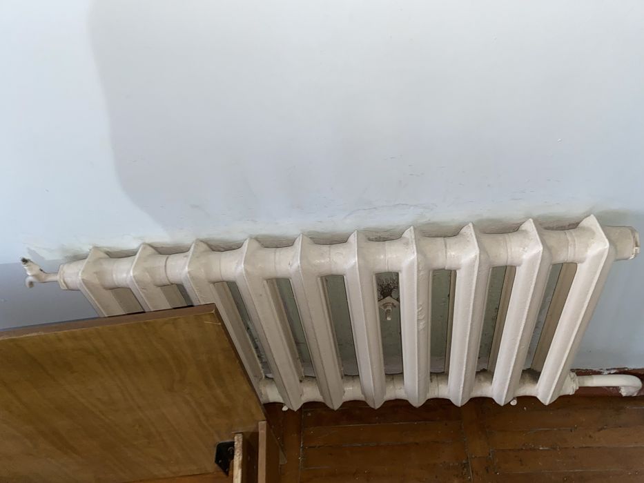 5 разных размеров чугунные батареи .