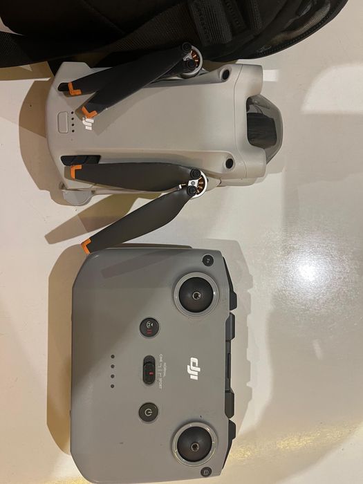 Продам DJI mini 3 pro