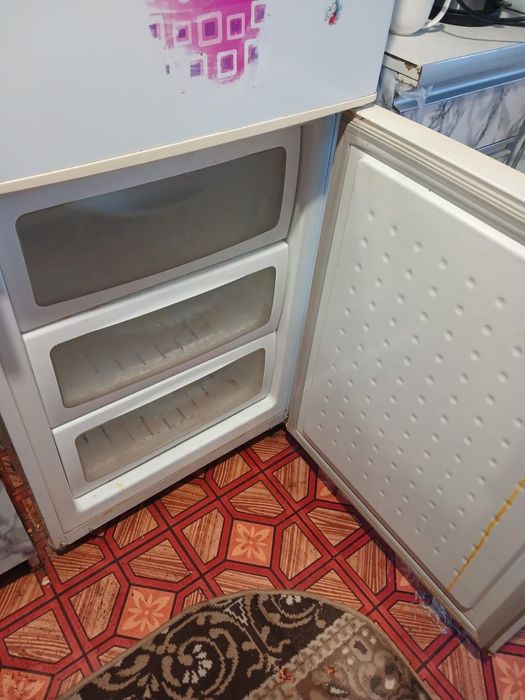 продам холодильник