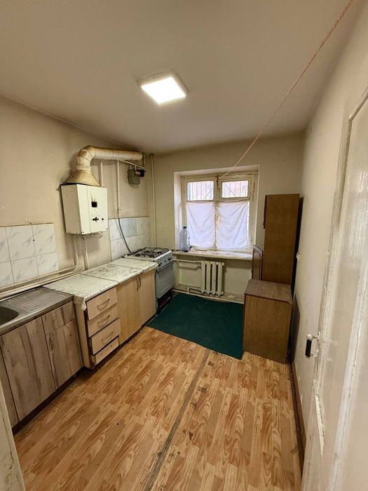 Продажа квартира Яшнабад Дубовый первый этаж кирпичный для Бизнеса