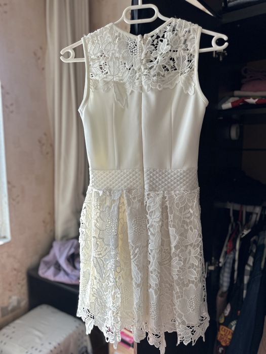 Бяла рокля, S размер