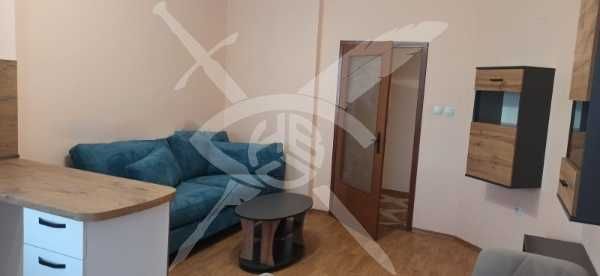 Дава се под наем Тристаен апартамент в Пловдив, Коматевски възел - 90 кв.м за 598.23 € - Снимка #1