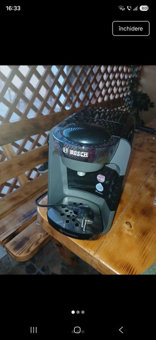 Aparat de cafea Bosch cu capsulele tassimo