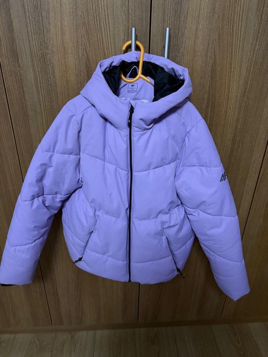 Geaca ski marimea 152 culaore lila marca 4F