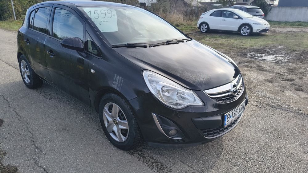 Opel CORSA 2011/ Facelift/ 1.2 benzina