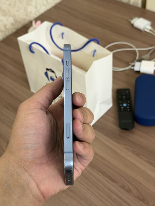 Продам Iphone 14 128 gb