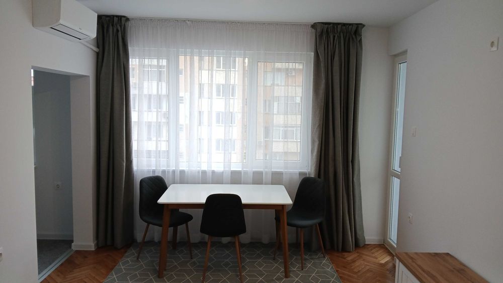 Дава се под наем Двустаен апартамент в Варна, Зимно кино Тракия - 55 кв.м за 380 € - Снимка #1