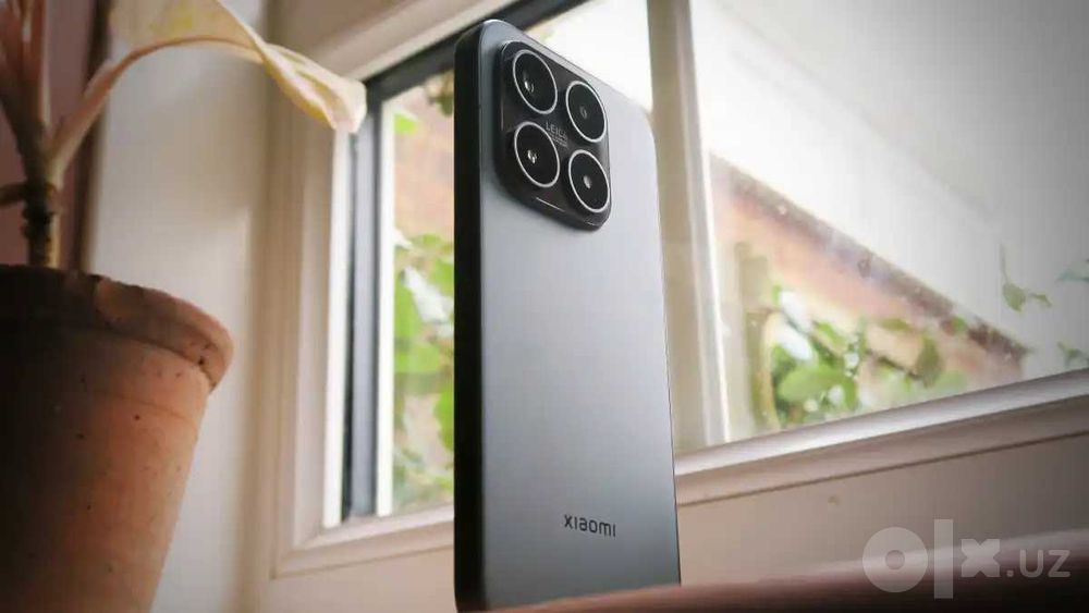 Xiaomi 17 (12x256) почти новый