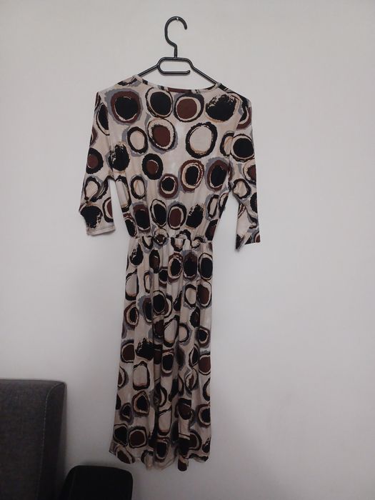 Vând rochie de dama