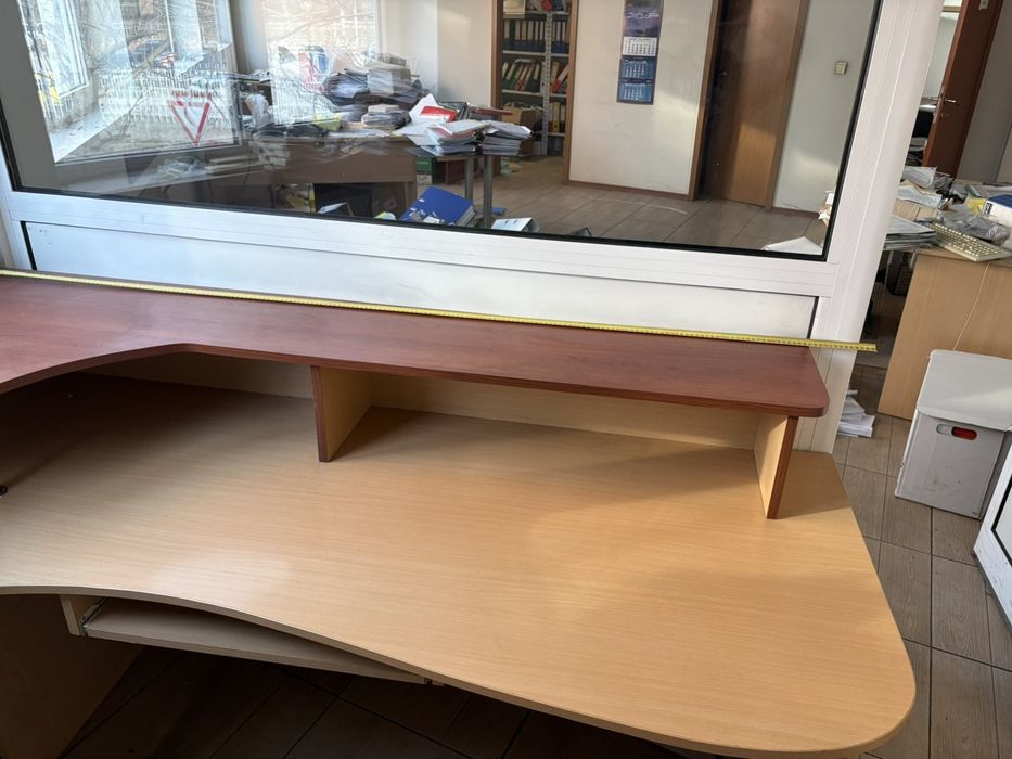 Офис обзавеждане