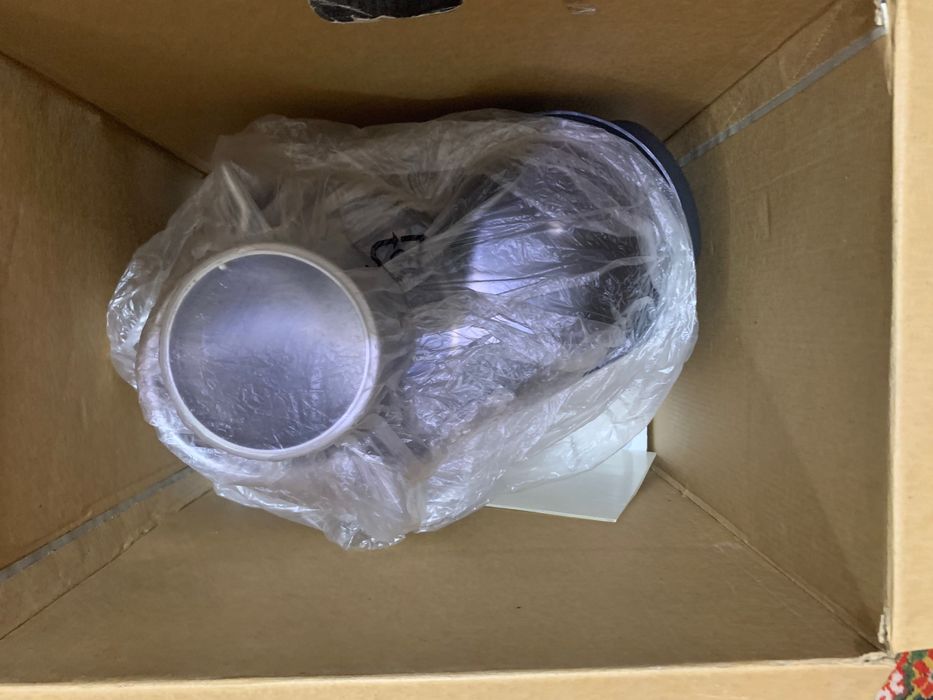 Соковыжималка новая в коробке