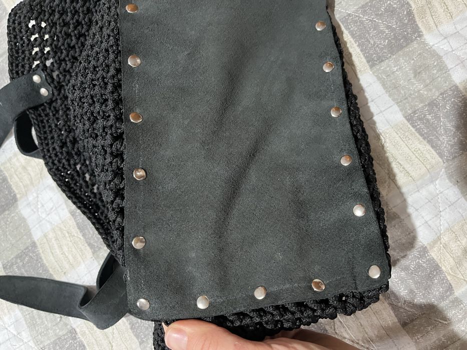 Черная сумка в сетку ручной работы