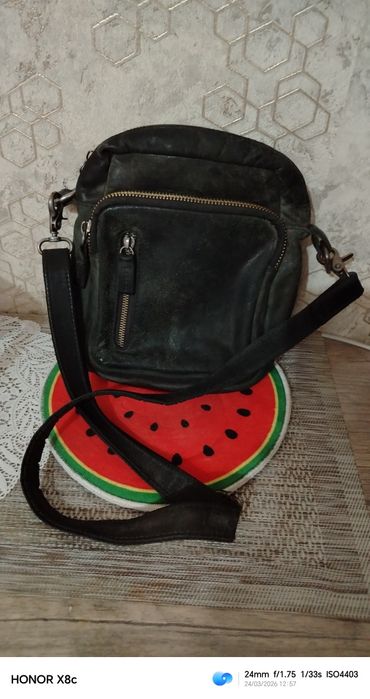 Продаю мужская сумка