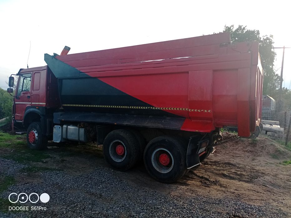 Продам самосвал хово