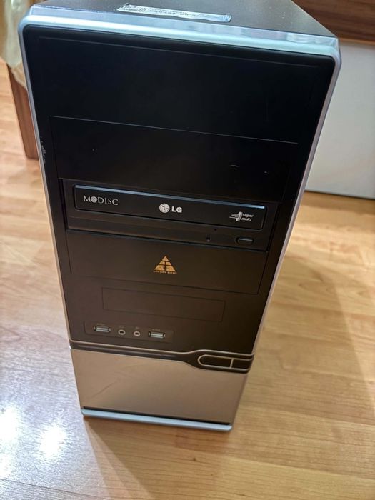 Продавам компютър Н110М /2х4ГБ/500