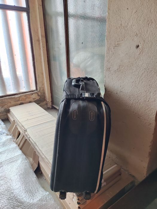 Куфари Calvin Hill и малък