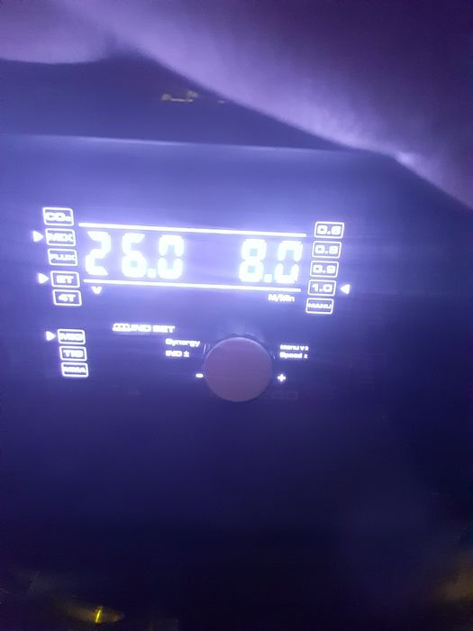 2 броя Со2 валстар160 ампера и 200 амперов