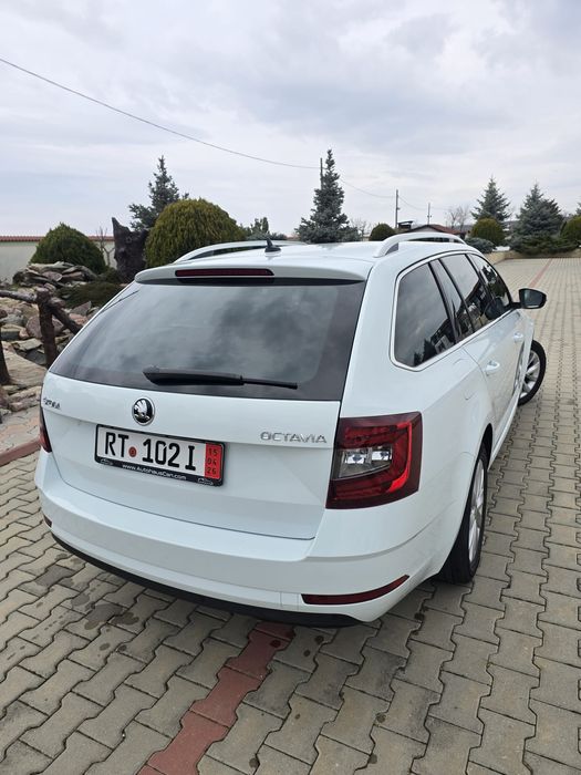 Skoda Octavia / AUTOMAT / CLEVER / 2019 / Euro 6 / NAVI+ / 2.0 Diesel