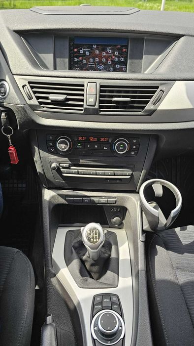 BMW X1 2010 — imagine 4