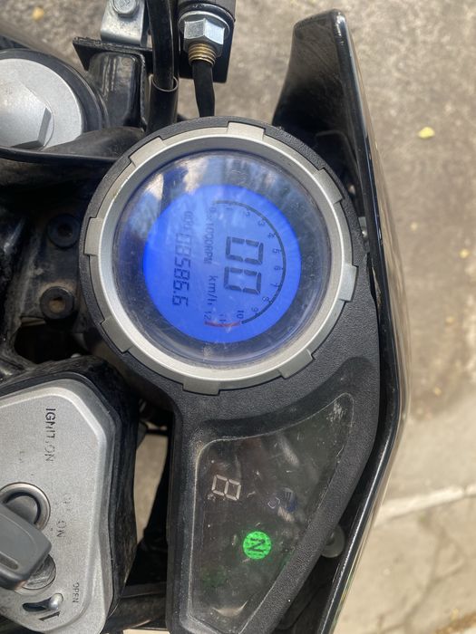 Прадою мотоцкл яки 250