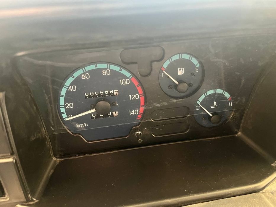 Moshina srochni sotiladi