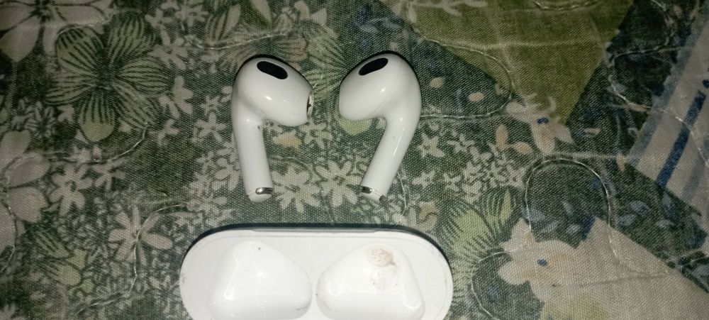 Air pods 2000тенге