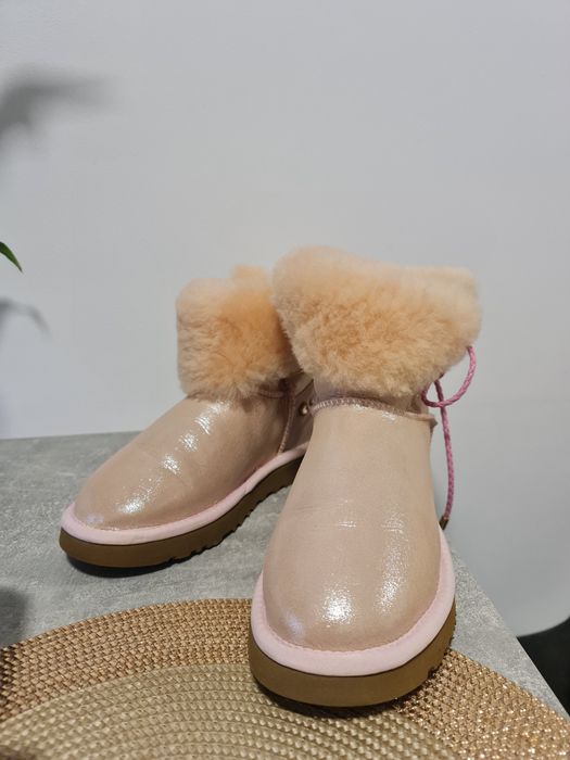 Ugg roz originale