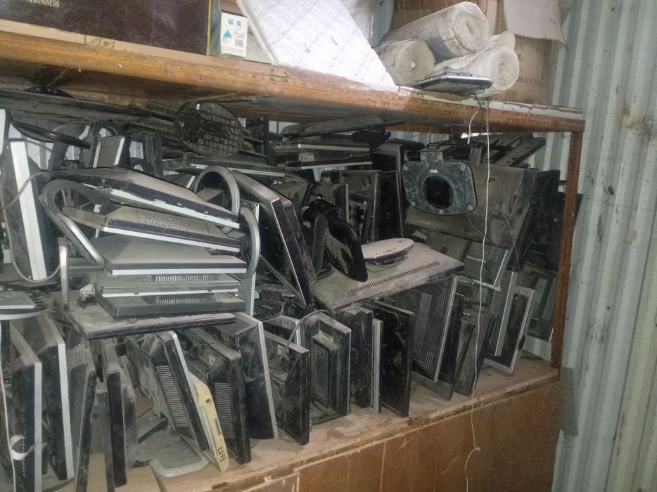 Прожам мониторы 700штук по оптовой цене