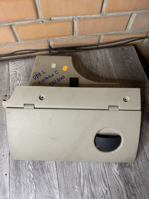 Бордачок на Опель Корса С